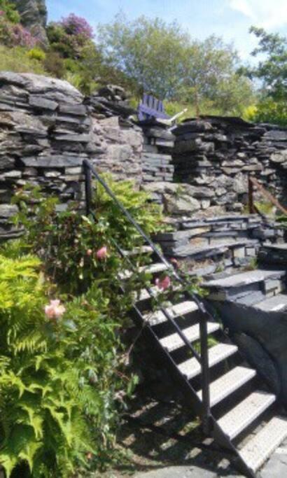 Cosy Terrace Cottage Built Into The Mountain Side. بلايناو-فيستينيوج المظهر الخارجي الصورة
